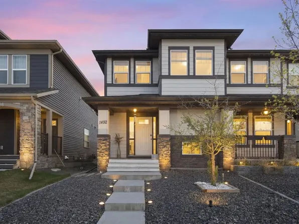 1492 N Legacy Cir SE, Calgary, AB T2X 2C6