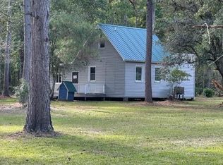 9178 Old Georgetown Rd, Mc Clellanville, SC 29458