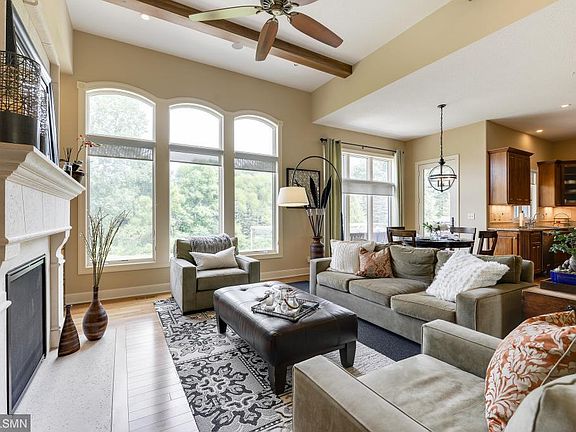 3rd image of 3082 Aspen Lake Dr NE