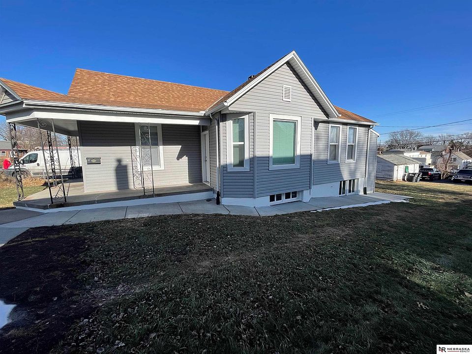 2nd image of 5413 S 22nd St