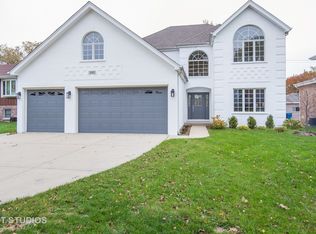 737 N Michigan St, Elmhurst, IL 60126