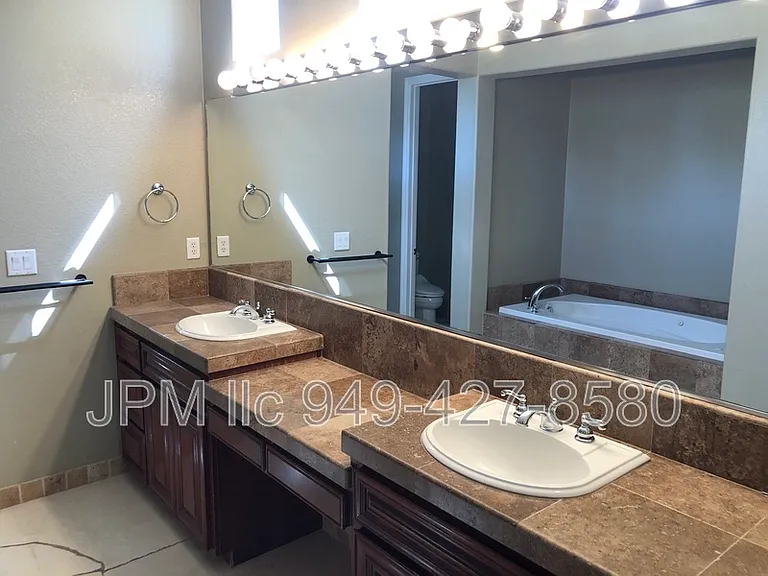 3000 Granite Pointe Dr — Photo 13