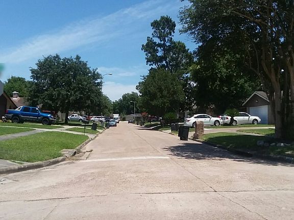5th image of 2611 Lower Valley Dr