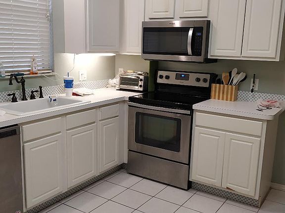 4th image of 169 Hanging Moss Dr