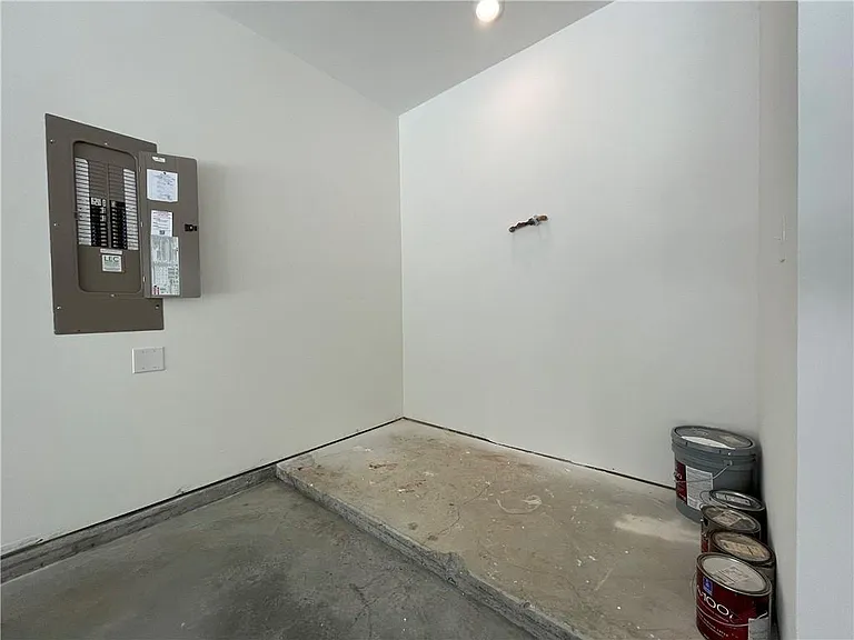 1597 Tilden Ct — Photo 52