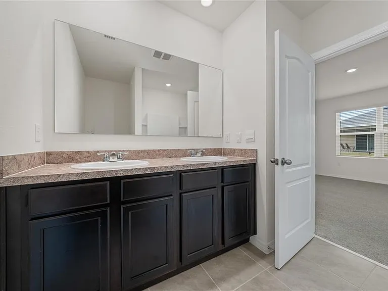 2667 Swooping Sparrow Dr — Photo 13