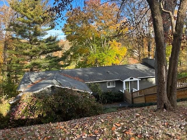 2nd image of 74 Plymouth Cir