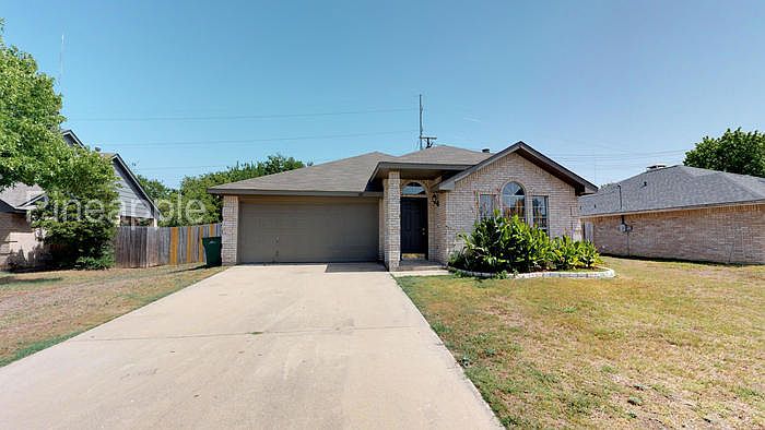 1st image of 305 S Meadowbrooke Dr