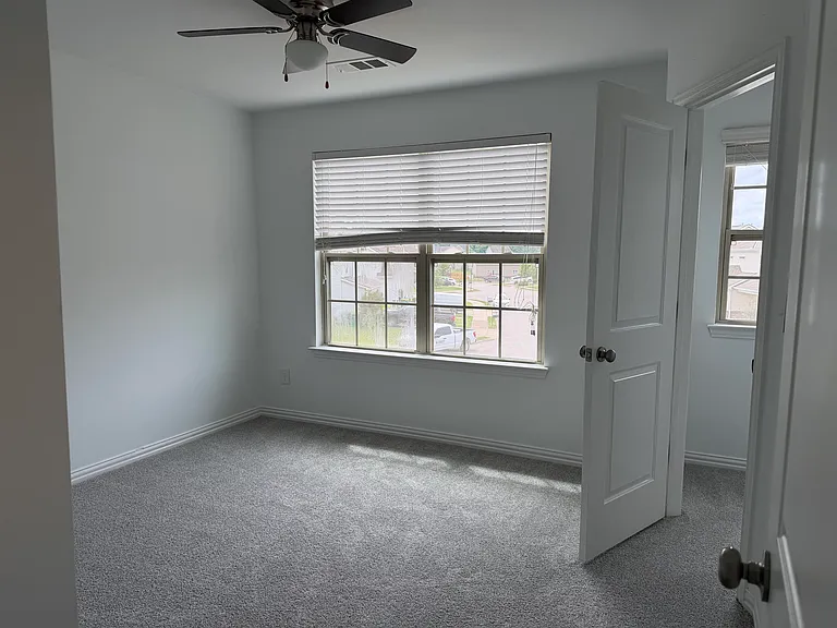 1008 Keeneland Dr — Photo 28