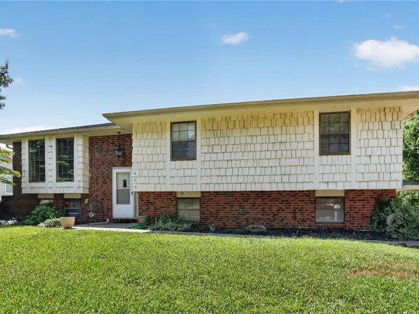 408 E Walnut St, Odessa, MO 64076