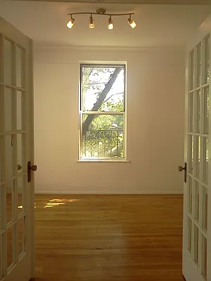 Rented by Flatiron Real Estate Advisors LLC | media 19