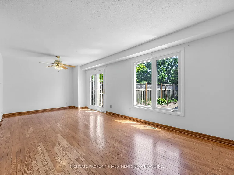 739 Edgewood Rd — Photo 11