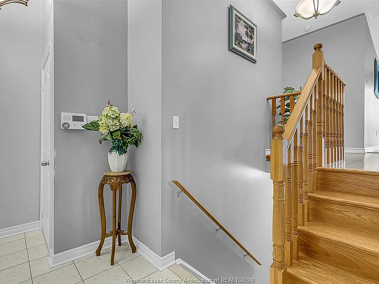 3114 Fletcher Cres — Photo 20