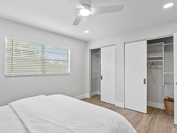 3rd image of 3618 W Mullen Ave #204