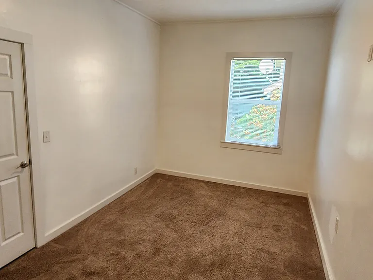 2226 Grand Ave — Photo 20