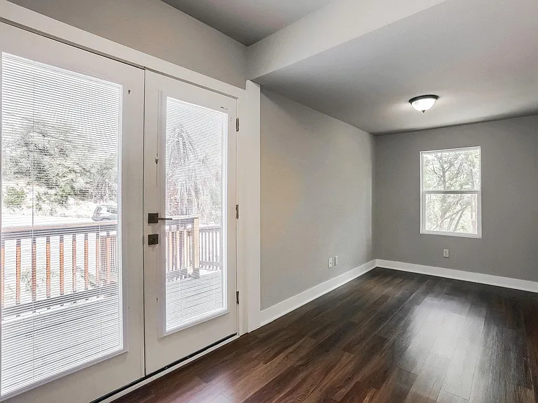 5909 Lago Vista Way #B — Photo 18