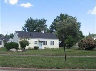 2285 Homewood Dr, Lorain, OH 44055