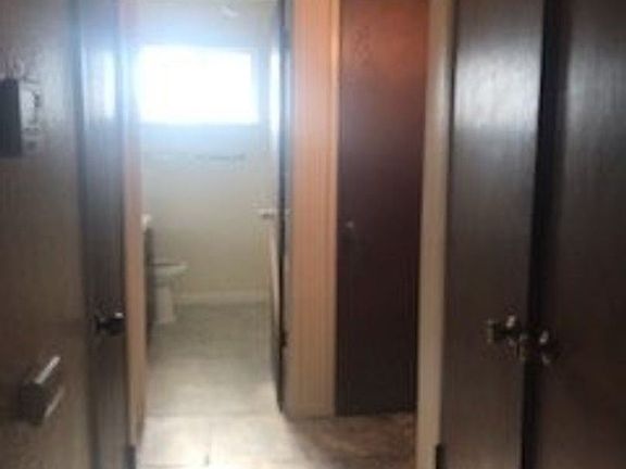 5th image of 1726 N Brooks Ave #101
