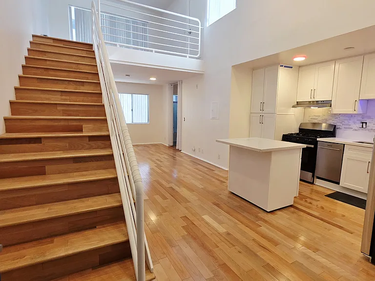 1230 N June St #217 — Photo 1