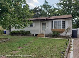 1016 Fischer Blvd, Toms River, NJ 08753