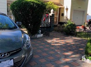 24926 148th Ave, Rosedale, NY 11422