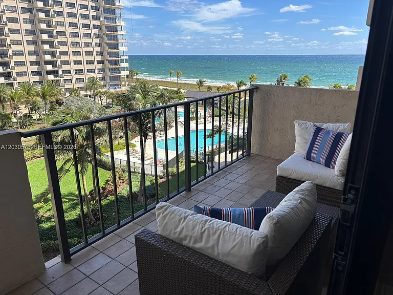 4900 N Ocean Blvd #702 — Photo 4