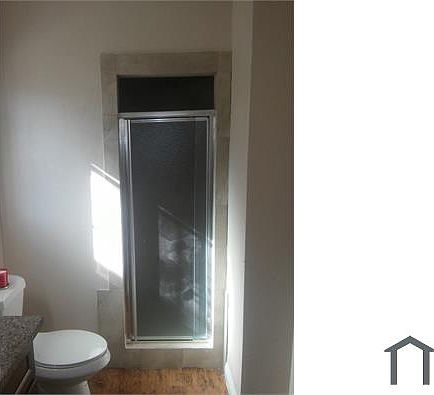 5th image of 2056 E 120th St