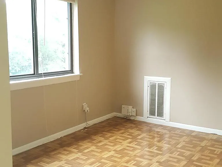 6027 Majors Ln — Photo 24