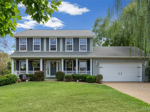 100 Quiet Grove Ct, Saint Peters, MO 63376