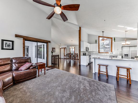 Step onto private back deck 