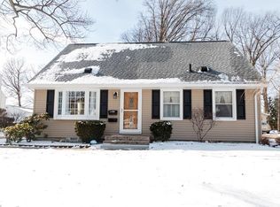 2930 9th St, Cuyahoga Falls, OH