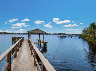 948 Riverside Ridge Rd, Tarpon Springs, FL 34688