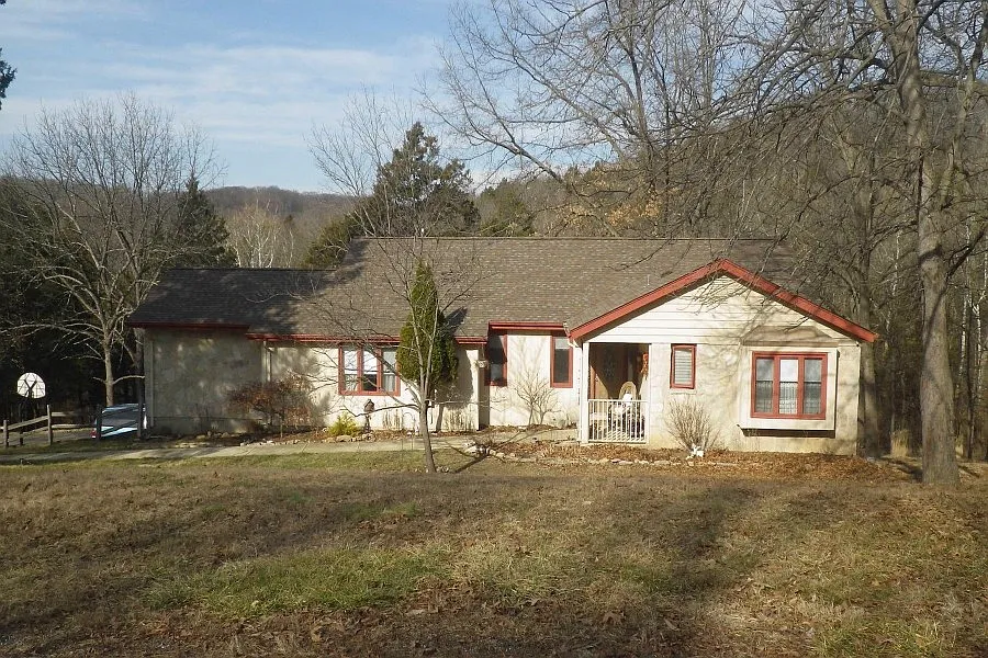 18753 Reynard Ln photo 1