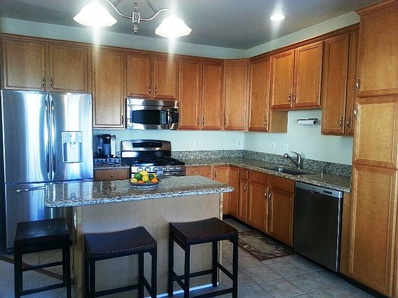 5th image of 22608 Welborne Manor Sq