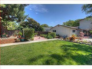 3rd image of 1549 Ardenwood Dr