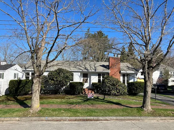 67 Noyes St, Portland, ME 04103