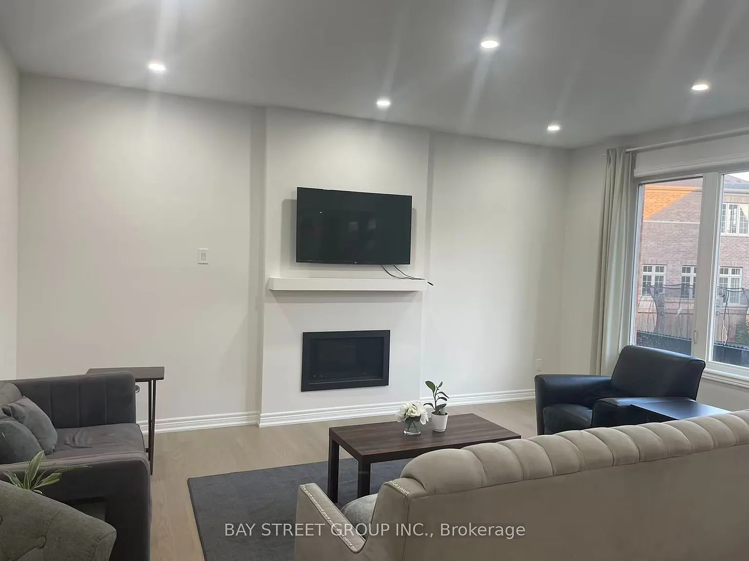1 bed, $1,060 — Photo 3