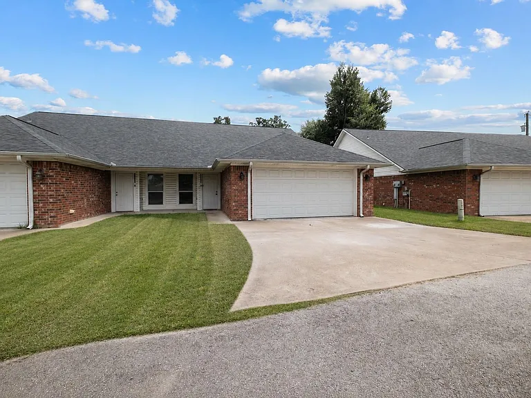 17416 FM 2493 — Photo 1
