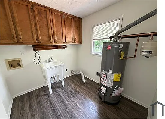 2203 Meadow Dr — Photo 11