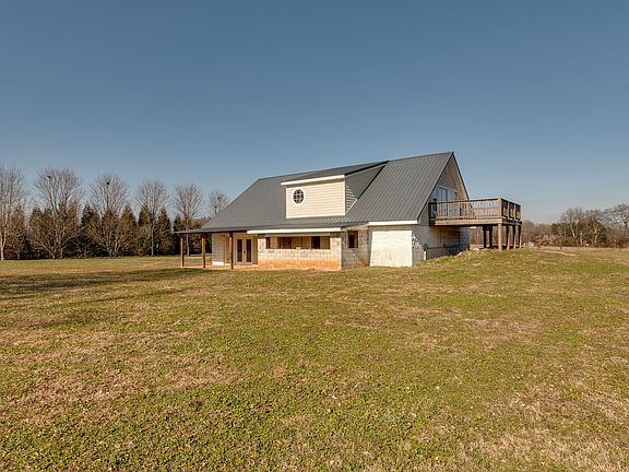 5th image of 279 Missy Ln