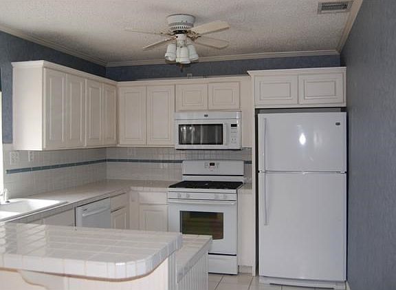 Refrigerator, gas range, microwave & dishwasher installed in 201