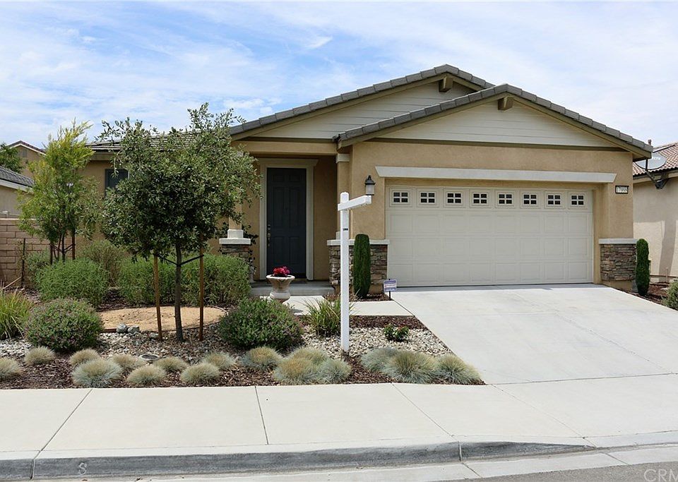 1st image of 17998 Milkweed Ln