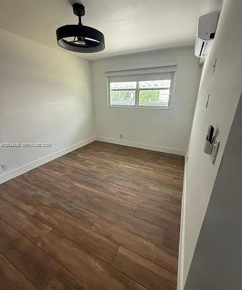 1047 NE 84th St — Photo 6