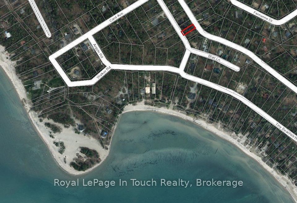 2nd image of 327 Tiny Beaches Rd N