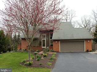 227 Owl Hill Rd, Lititz, PA 17543