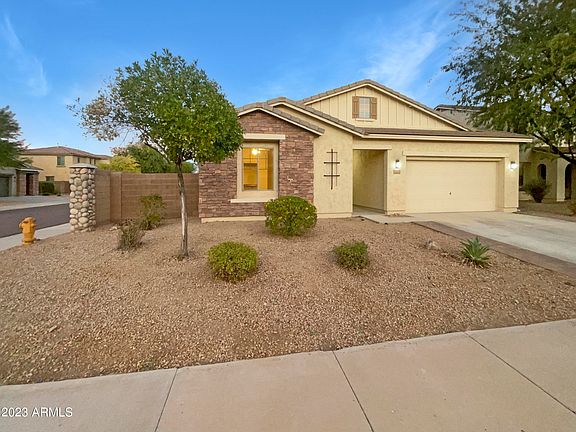 3rd image of 21364 N 77TH Lane