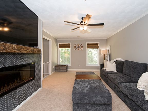 5th image of 1473 Shady Brook Ln