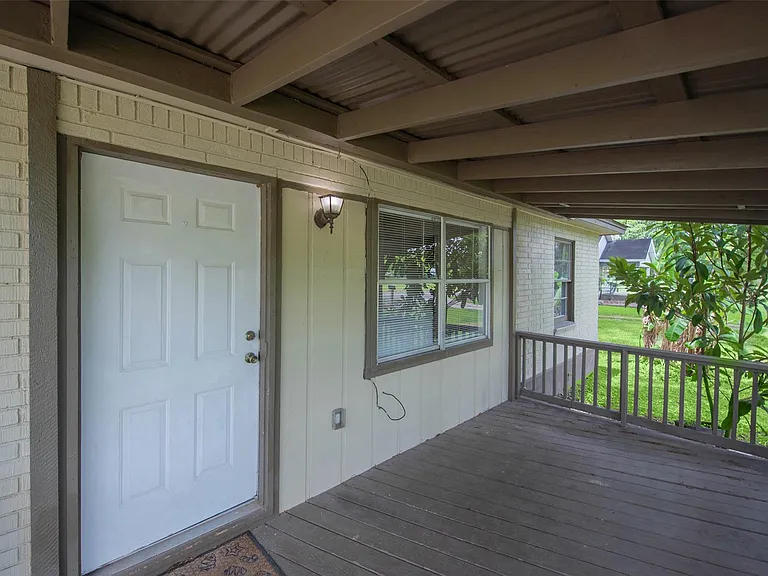 5206 Avenue M — Photo 27