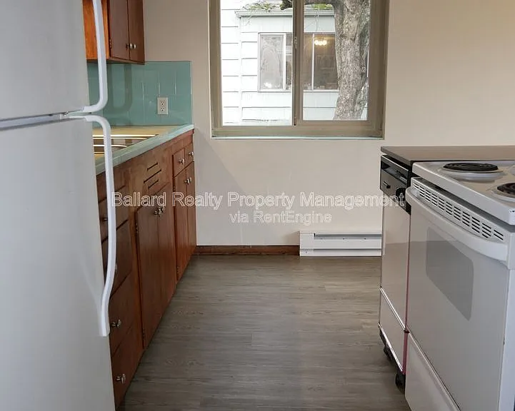 6402 11th Ave NW — Photo 9