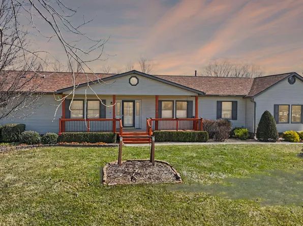 5395 Bethuy Rd, Casco, MI 48064